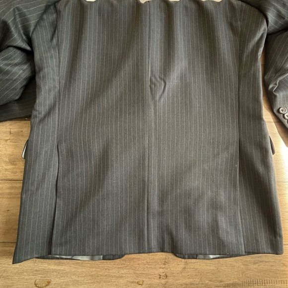 Chaps grey pinstripe wool blazer - Picture 3 of 4
